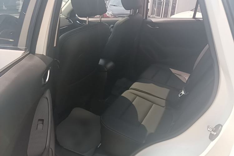 Used Mazda CX-5 2014 2.0L Automatic Two-Wheel Drive Urban Version Left Rear Seat
