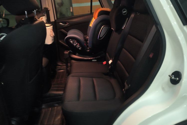 Used Mazda CX-5 2014 2.0L Automatic Two-Wheel Drive Urban Version Left Rear Seat