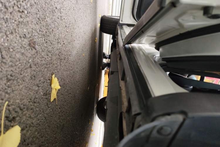 Used Mazda CX-5 2014 2.0L Automatic Two-Wheel Drive Urban Version Left Side Sill