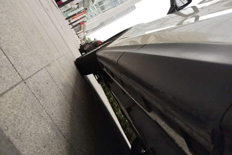 Used Mazda CX-5 2014 2.0L Automatic Two-Wheel Drive Urban Version Left Side Sill