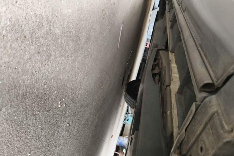 Used Mazda CX-5 2014 2.0L Automatic Two-Wheel Drive Urban Version Left Side Sill