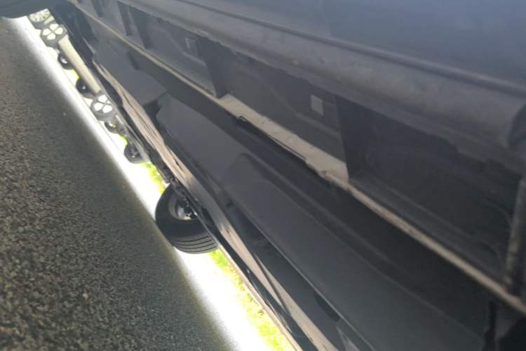 Used Mazda CX-5 2014 2.0L Automatic Two-Wheel Drive Urban Version Left Side Sill