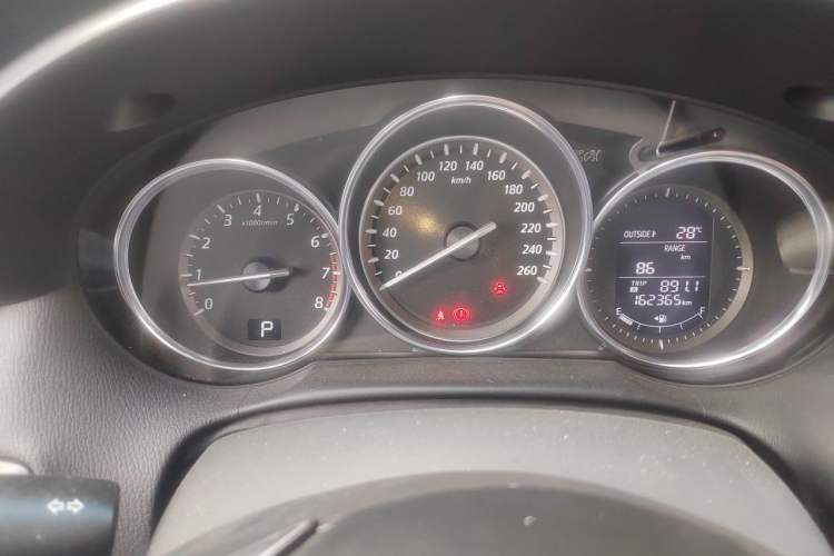 Used Mazda CX-5 2014 2.0L Automatic Two-Wheel Drive Urban Version Odometer Close Up