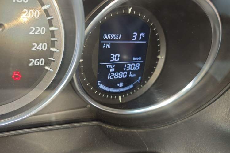 Used Mazda CX-5 2014 2.0L Automatic Two-Wheel Drive Urban Version Odometer Close Up