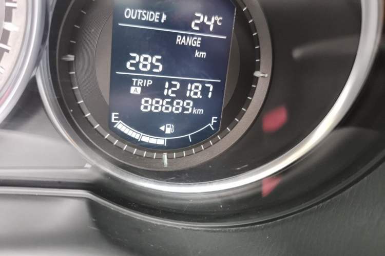 Used Mazda CX-5 2014 2.0L Automatic Two-Wheel Drive Urban Version Odometer Close Up