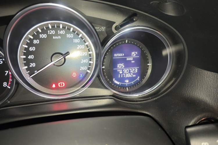 Used Mazda CX-5 2014 2.0L Automatic Two-Wheel Drive Urban Version Odometer Close Up