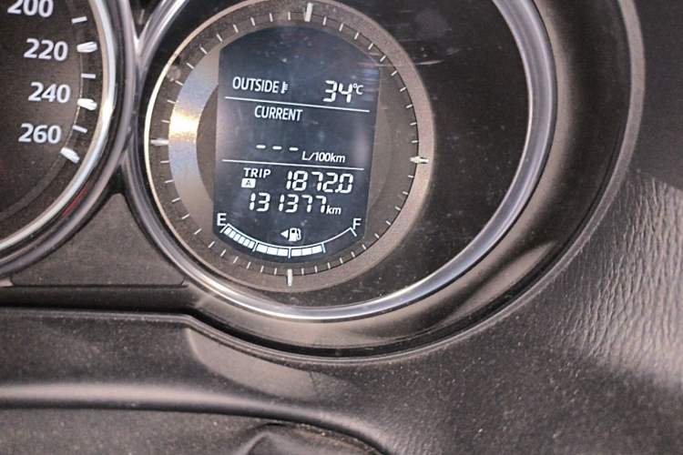 Used Mazda CX-5 2014 2.0L Automatic Two-Wheel Drive Urban Version Odometer Close Up