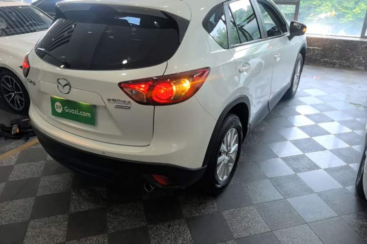 Used Mazda CX-5 2014 2.0L Automatic Two-Wheel Drive Urban Version Rear Right 45 Deg
