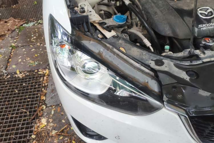 Used Mazda CX-5 2014 2.0L Automatic Two-Wheel Drive Urban Version Right Front Headlight