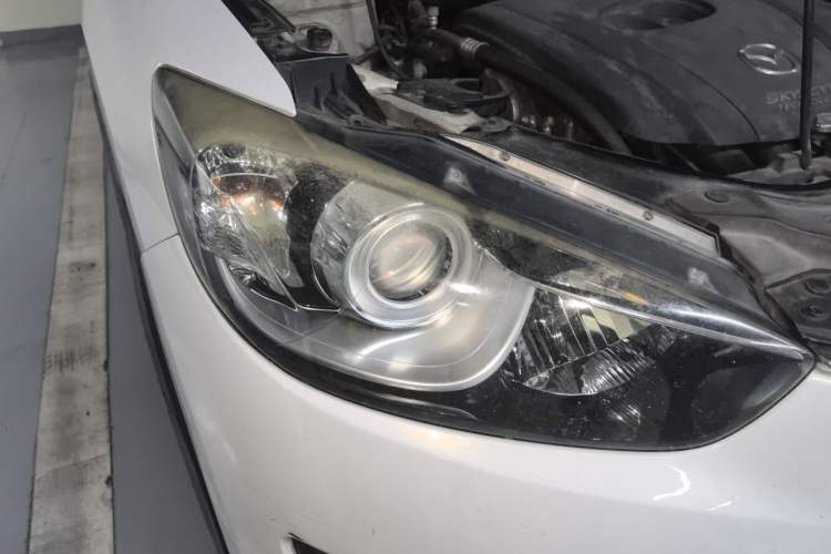 Used Mazda CX-5 2014 2.0L Automatic Two-Wheel Drive Urban Version Right Front Headlight