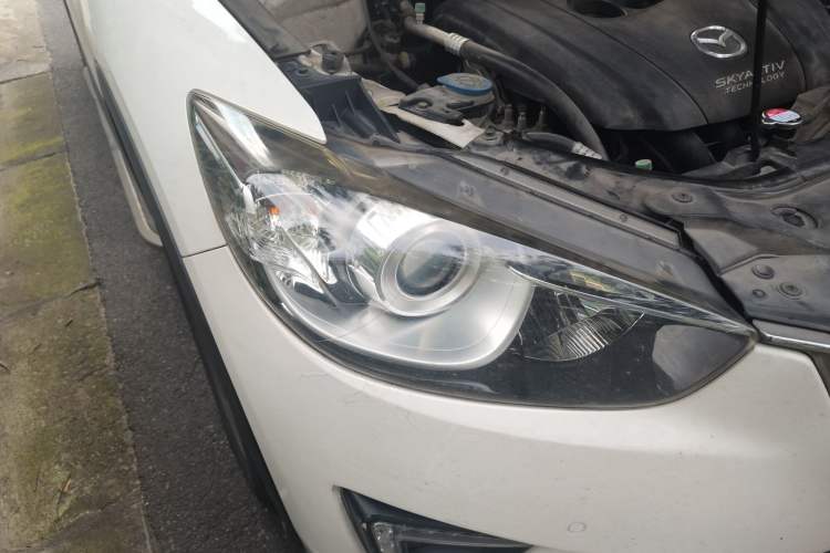 Used Mazda CX-5 2014 2.0L Automatic Two-Wheel Drive Urban Version Right Front Headlight