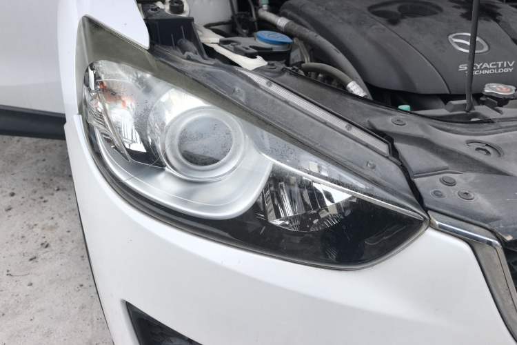 Used Mazda CX-5 2014 2.0L Automatic Two-Wheel Drive Urban Version Right Front Headlight