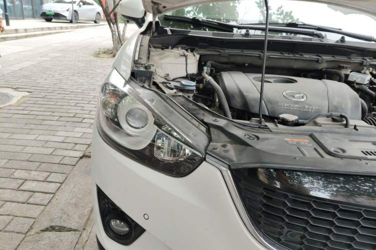 Used Mazda CX-5 2014 2.0L Automatic Two-Wheel Drive Urban Version Right Front Headlight