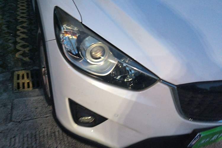 Used Mazda CX-5 2014 2.0L Automatic Two-Wheel Drive Urban Version Right Front Headlight