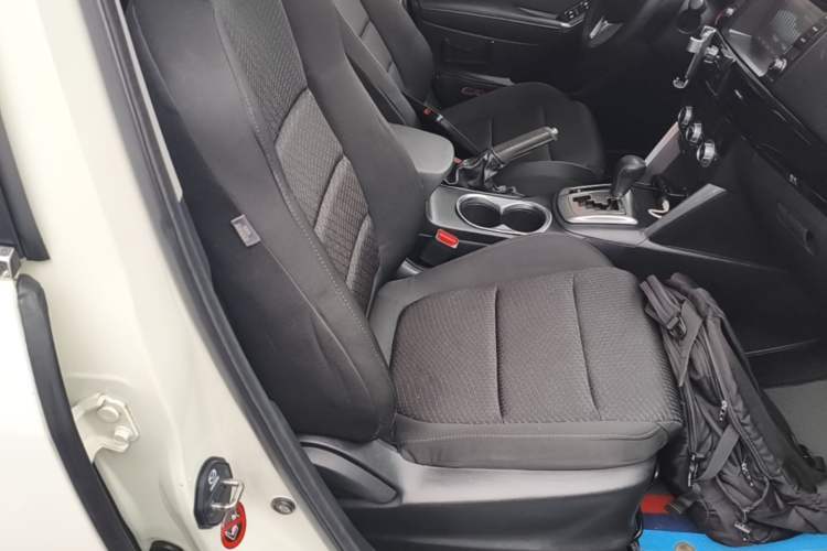 Used Mazda CX-5 2014 2.0L Automatic Two-Wheel Drive Urban Version Right Front Seat
