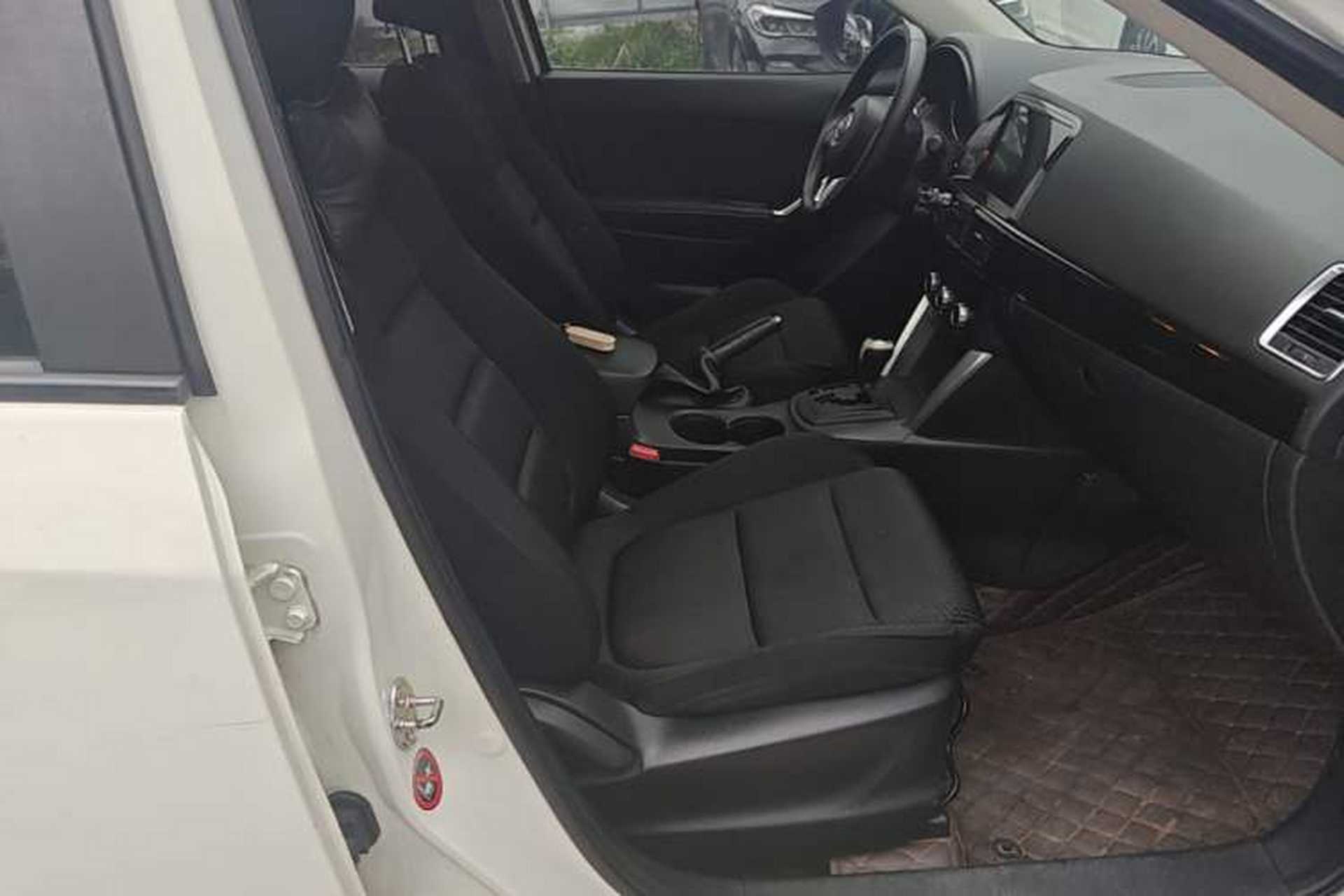Used Mazda CX-5 2014 2.0L Automatic Two-Wheel Drive Urban Version Right Front Seat