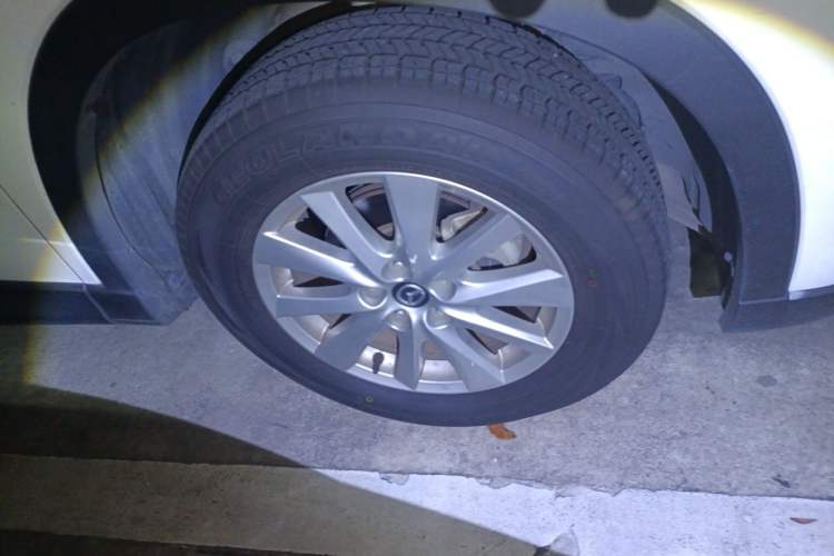 Used Mazda CX-5 2014 2.0L Automatic Two-Wheel Drive Urban Version Right Front Wheel Hub