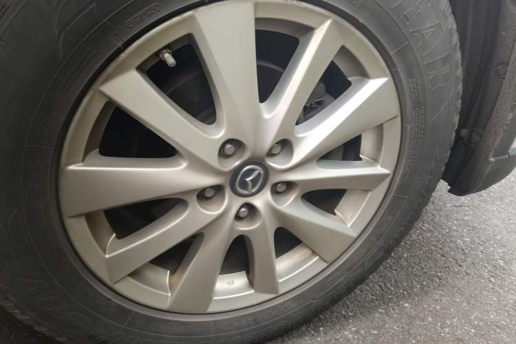 Used Mazda CX-5 2014 2.0L Automatic Two-Wheel Drive Urban Version Right Front Wheel Hub