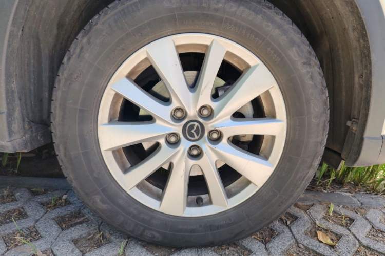 Used Mazda CX-5 2014 2.0L Automatic Two-Wheel Drive Urban Version Right Front Wheel Hub
