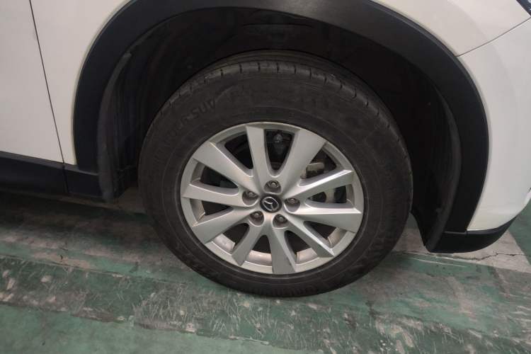 Used Mazda CX-5 2014 2.0L Automatic Two-Wheel Drive Urban Version Right Front Wheel Hub