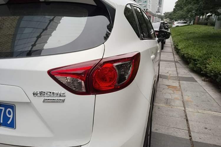 Used Mazda CX-5 2014 2.0L Automatic Two-Wheel Drive Urban Version Right Rear Taillight