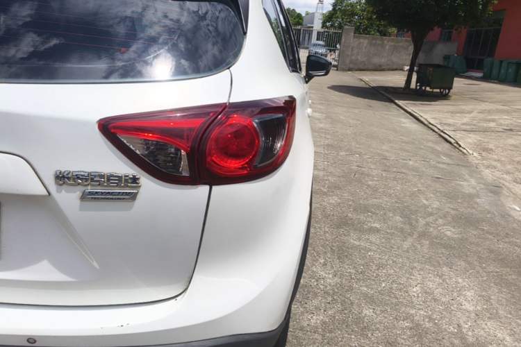 Used Mazda CX-5 2014 2.0L Automatic Two-Wheel Drive Urban Version Right Rear Taillight