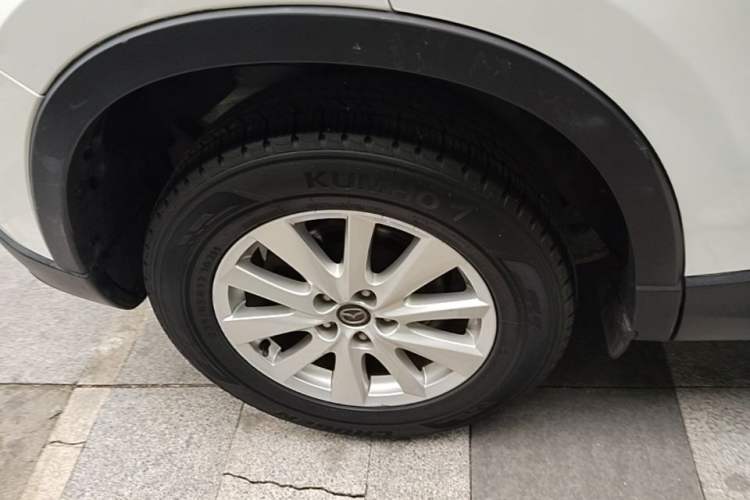Used Mazda CX-5 2014 2.0L Automatic Two-Wheel Drive Urban Version Right Rear Wheel Hub