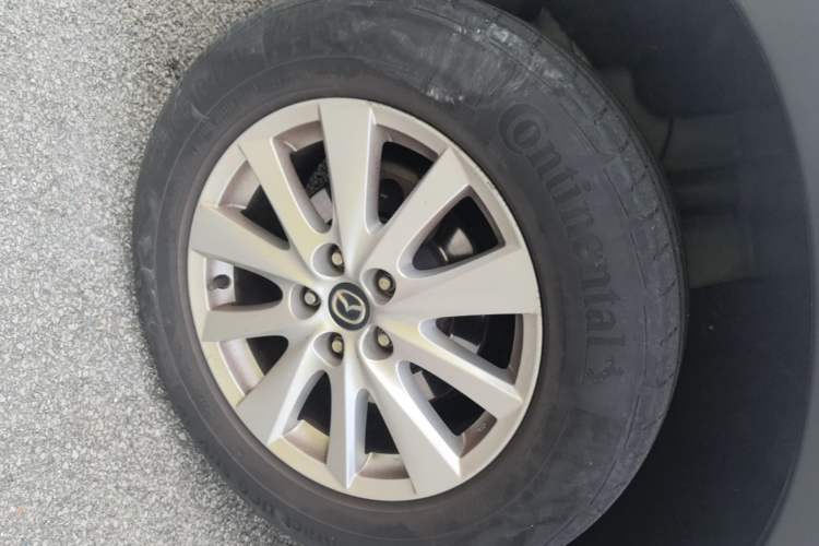 Used Mazda CX-5 2014 2.0L Automatic Two-Wheel Drive Urban Version Right Rear Wheel Hub