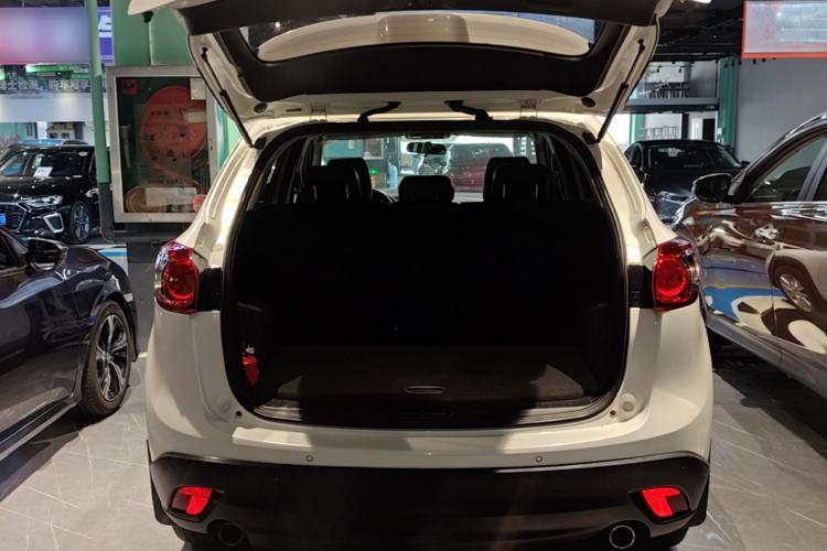 Used Mazda CX-5 2014 2.0L Automatic Two-Wheel Drive Urban Version Trunk