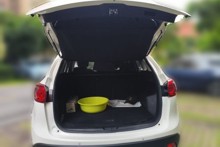 Used Mazda CX-5 2014 2.0L Automatic Two-Wheel Drive Urban Version Trunk