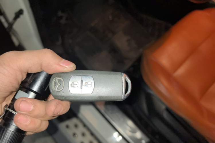 Used Mazda CX-5 2014 2.0L Automatic Two-Wheel Drive Urban Version Vehicle Key