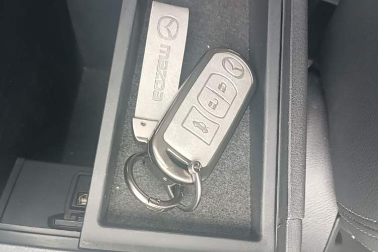 Used Mazda CX-5 2014 2.0L Automatic Two-Wheel Drive Urban Version Vehicle Key