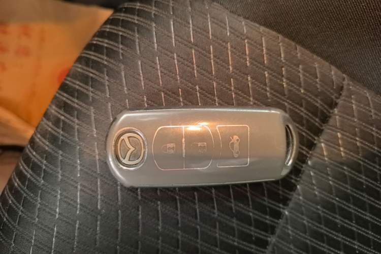 Used Mazda CX-5 2014 2.0L Automatic Two-Wheel Drive Urban Version Vehicle Key