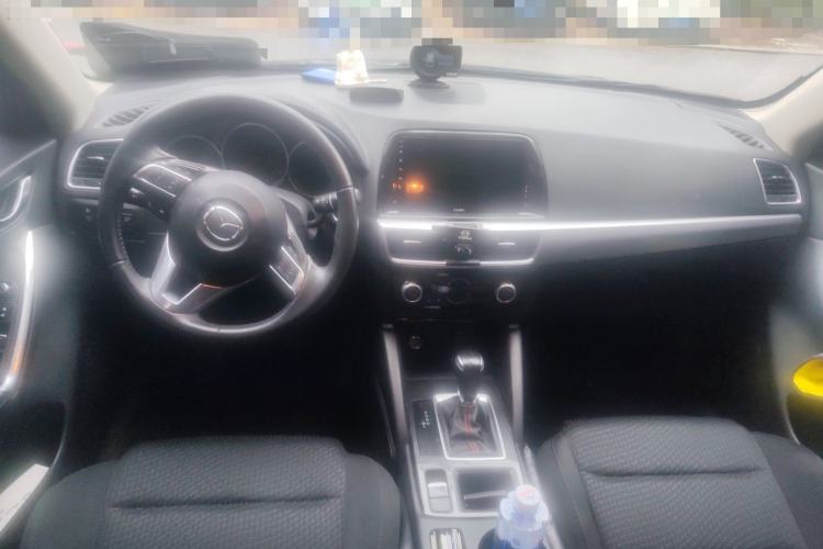 Used Mazda CX-5 2015 2.0L Automatic Two-Wheel Drive Urban Version Center Console