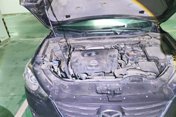 Used Mazda CX-5 2015 2.5L Automatic 4x4 Flagship Model Engine Bay Right