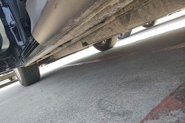Used Mazda CX-5 2015 2.0L Automatic Two-Wheel Drive Urban Version Left Side Sill