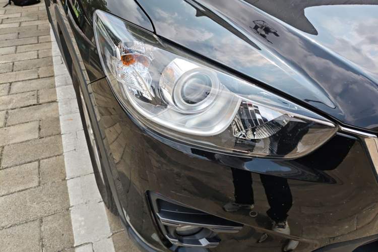Used Mazda CX-5 2015 2.0L Automatic Two-Wheel Drive Urban Version Right Front Headlight