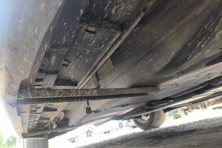 Used Mazda CX-5 2015 2.0L Manual Two-Wheel Drive Comfort Version Right Side Sill
