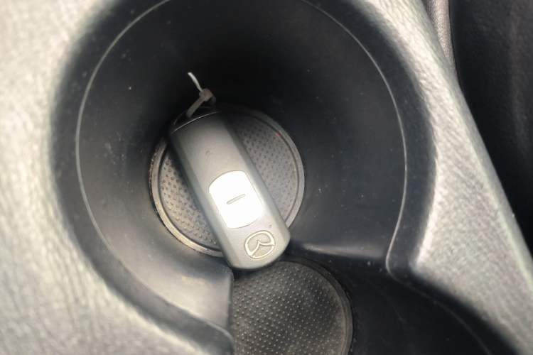 Used Mazda CX-5 2015 2.0L Manual Two-Wheel Drive Comfort Version Vehicle Key
