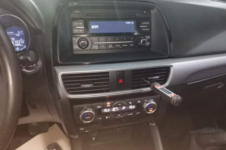 Used Mazda CX-5 2015 2.0L Automatic Two-Wheel Drive Urban Version Audio And AC Panel