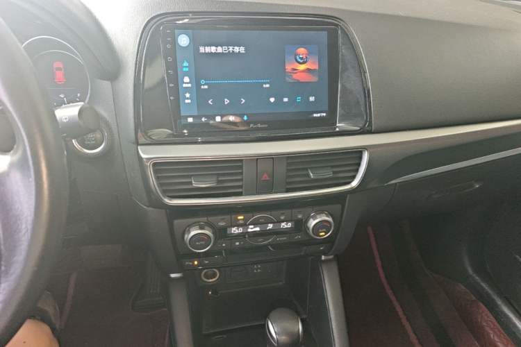 Used Mazda CX-5 2015 2.5L Automatic 4x4 Flagship Model Audio And AC Panel