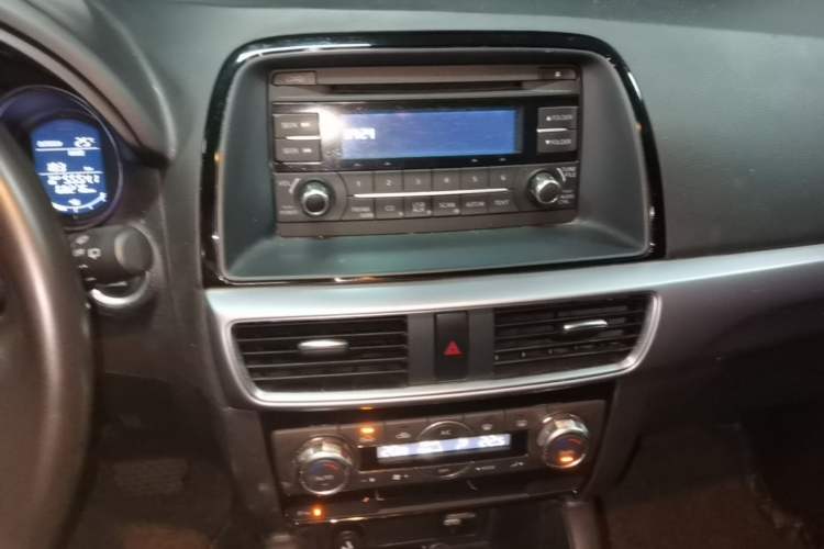 Used Mazda CX-5 2015 2.0L Automatic Two-Wheel Drive Urban Version Audio And AC Panel