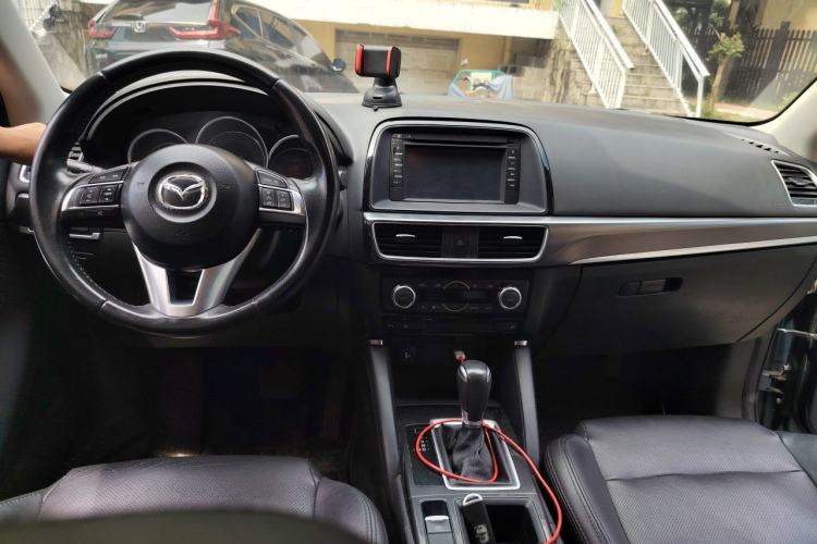 Used Mazda CX-5 2015 2.5L Automatic 4x4 Prestige Edition Center Console