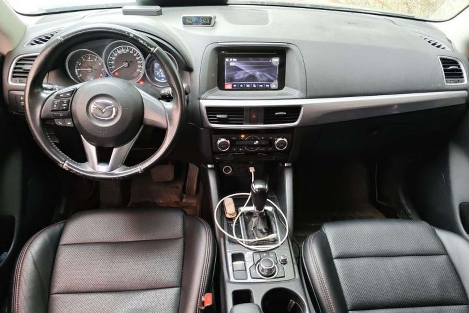 Used Mazda CX-5 2015 2.0L Automatic Two-Wheel Drive Urban Version Center Console