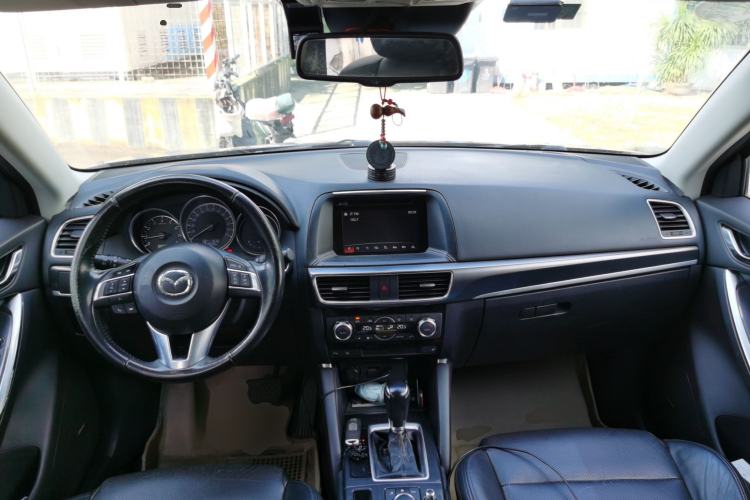 Used Mazda CX-5 2015 2.5L Automatic 4x4 Flagship Model Center Console