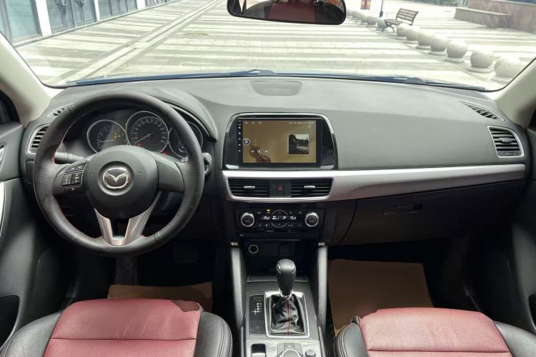 Used Mazda CX-5 2015 2.0L Automatic Two-Wheel Drive Urban Version Center Console