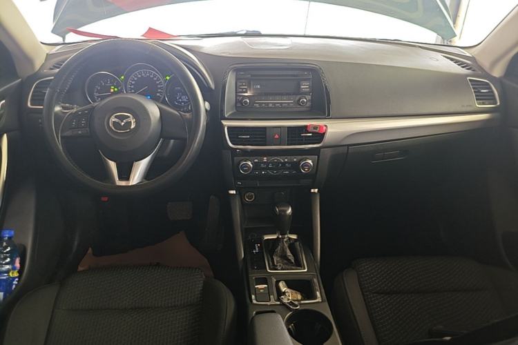 Used Mazda CX-5 2015 2.0L Automatic Two-Wheel Drive Urban Version Center Console