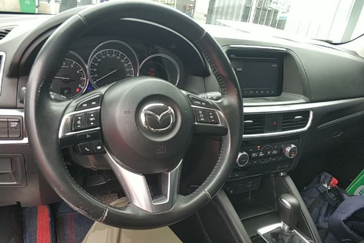 Used Mazda CX-5 2015 2.5L Automatic 4x4 Flagship Model Center Console