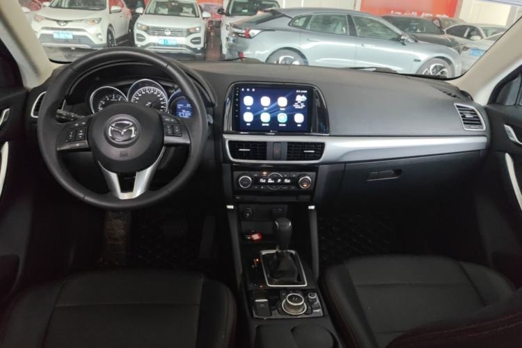 Used Mazda CX-5 2015 2.0L Automatic Two-Wheel Drive Urban Version Center Console