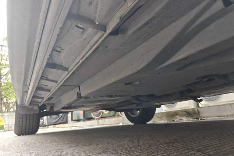 Used Mazda CX-5 2015 2.0L Automatic Two-Wheel Drive Urban Version Chassis Front Right